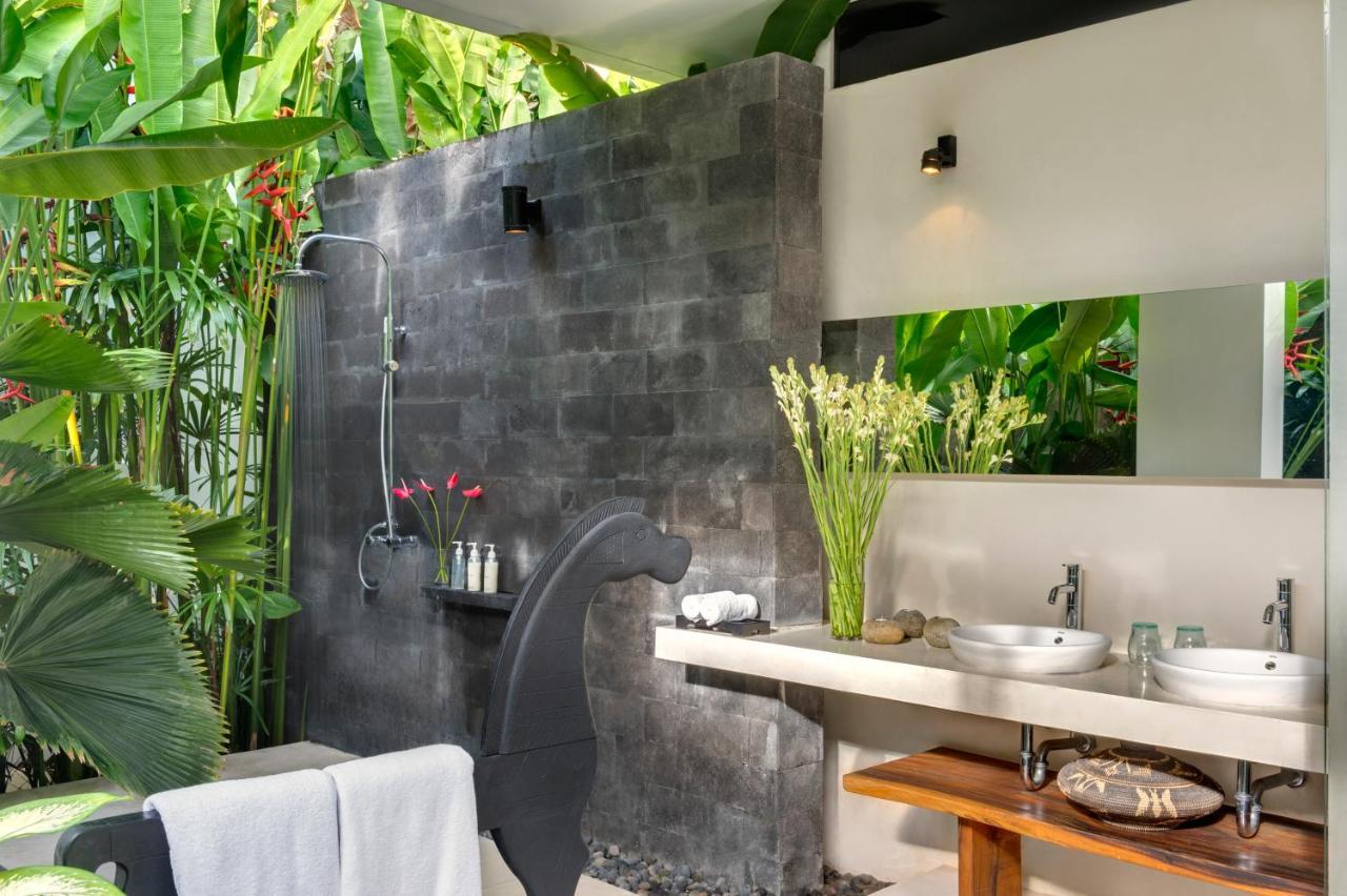 Villa Kavya - 8-Minute Walk From Berawa Beach Canggu  Exterior photo